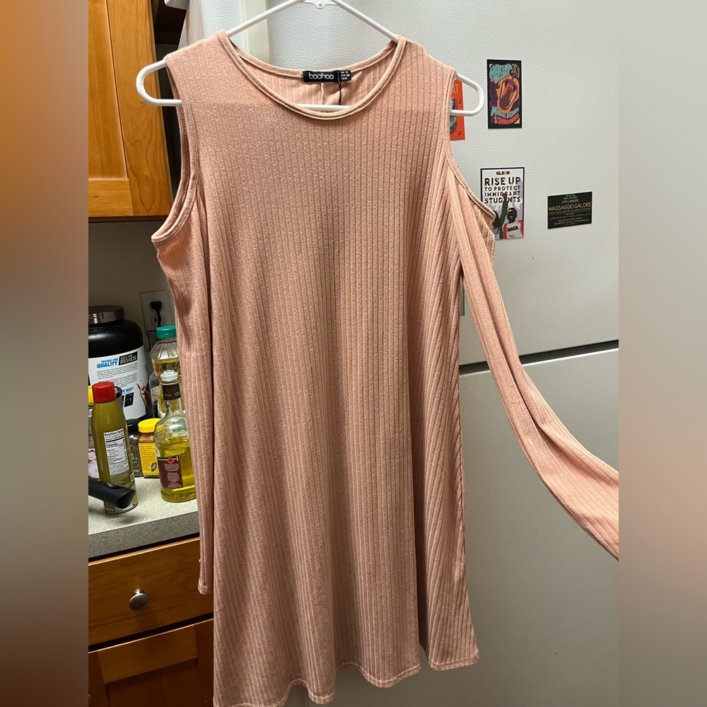 Pink off the shoulder longsleeve dress